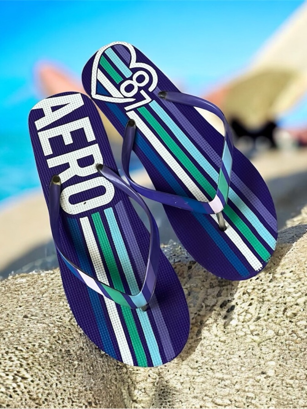 🟣AEROPOSTALE: Women’s size 9/10 logo purple, green, & white flip-flops preowned